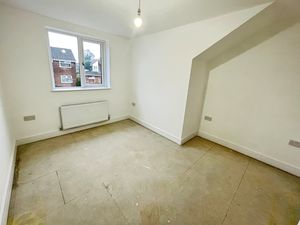 Bedroom- click for photo gallery